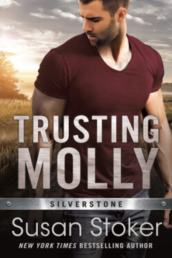 Trusting Molly by Susan Stoker
